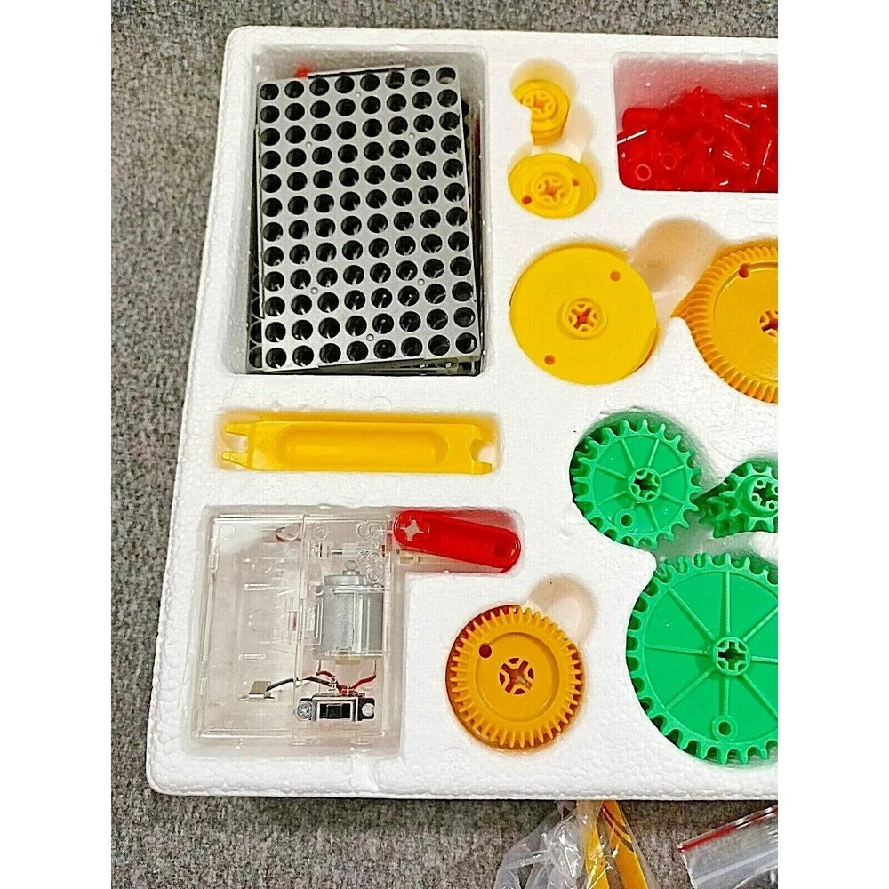 Thames & Kosmos Physics Workshop Educational Science Do It Yourself Kit INCOMPLE